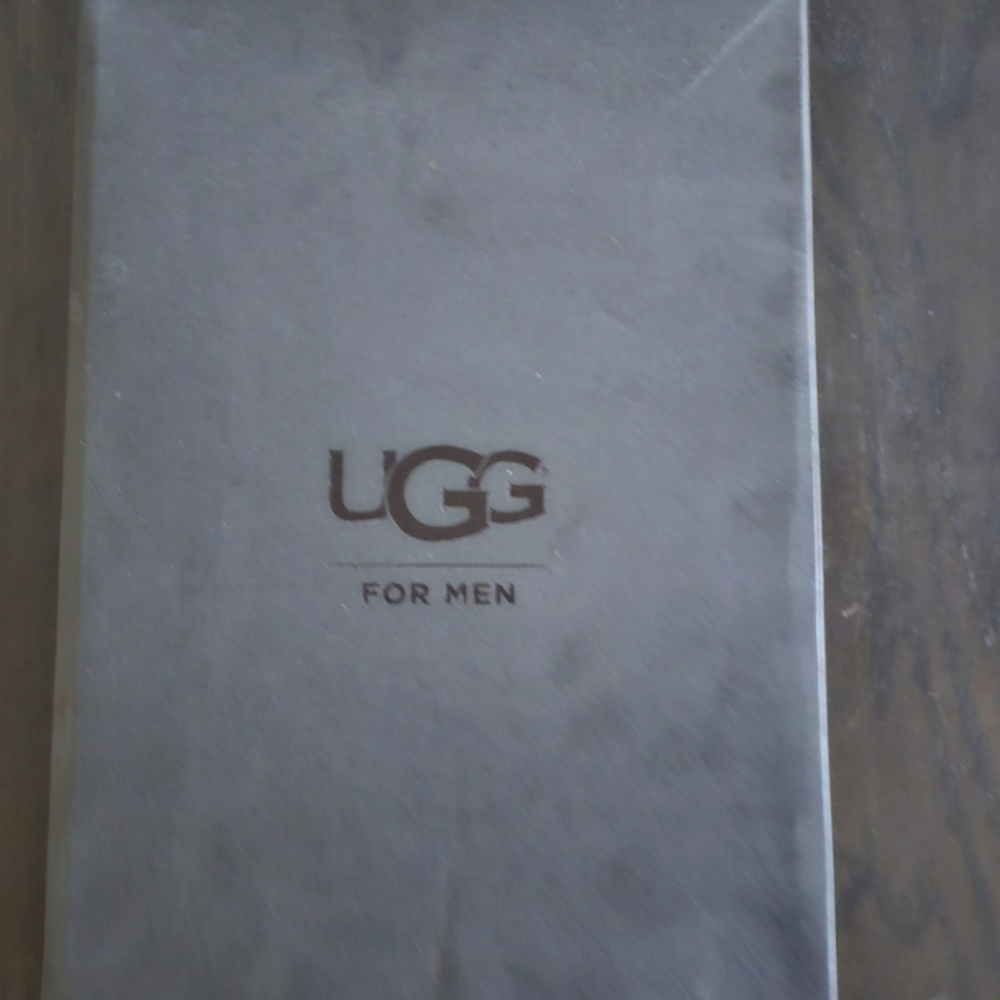 UGG For Men Black Box